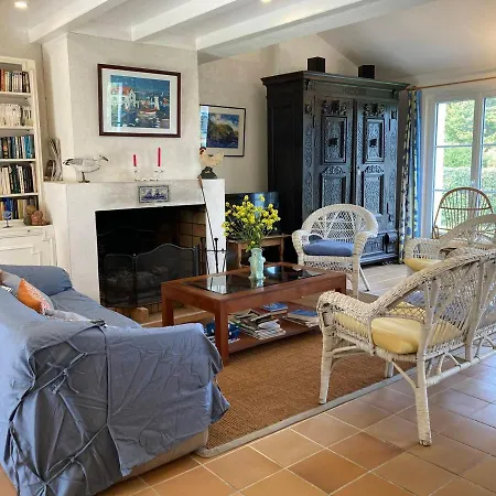 Maison Independante A 200 M De La De Castoul, 4 Chambres, Jardin Clos, Wifi, Bbq, - Fr-1-418-3